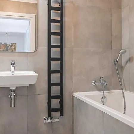 Awanport Ltc - Apartament